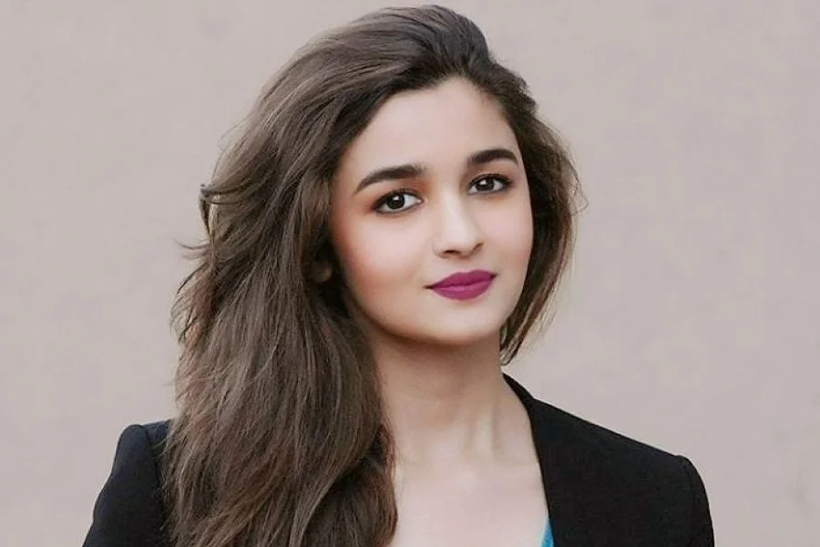 Alia Bhatt Biography, Career, Age, Height, Affairs & Net Worth